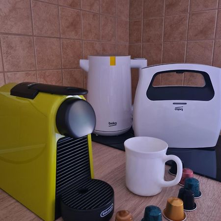 Oaza Lägenhet Nerezine Exteriör bild